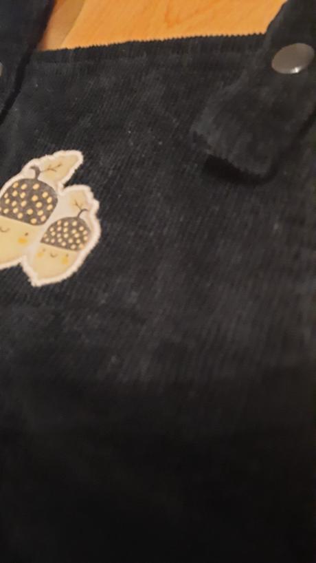 Krásne menšetrové nohavice, 62