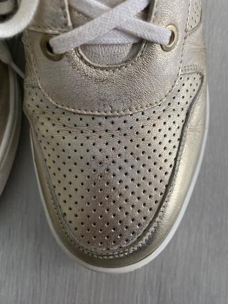 Kozenne znackove tenisky cislo 39, 39