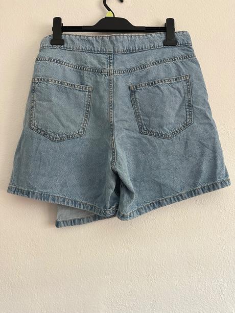 Šortky so sukňou, reserved,42