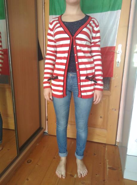 Pasikovany svetrik, s