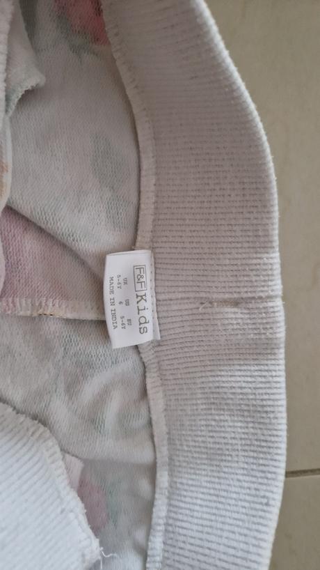 Tepláky s kvietkami, f&f,122