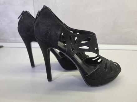 Sandalky, graceland,37