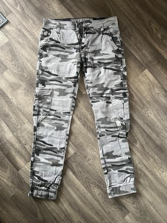 Maskáčové nohavice, 164