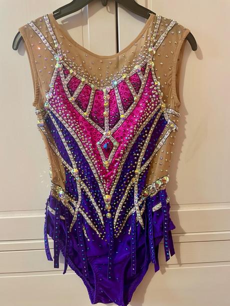 Súťažný gymnastický dres, 134