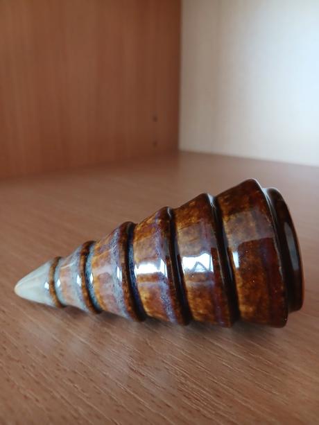 Dekoračný porcelánový stromček 10 cm,