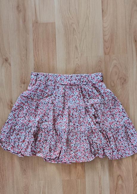 Kvetovaná sukňa, house,xs