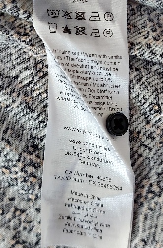 Šaty s haďou potlačou, xl