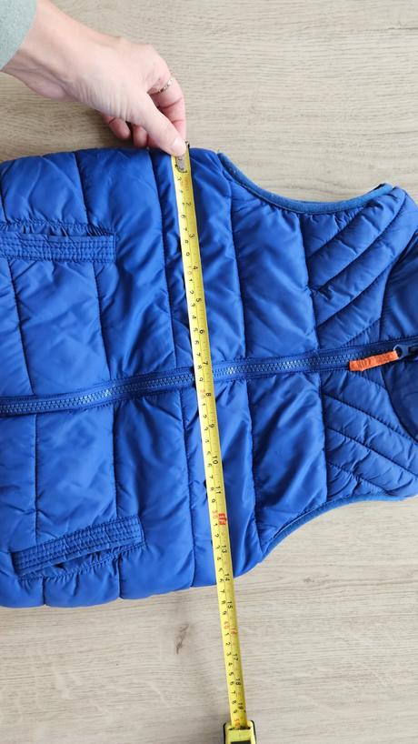 Modrá vesta, f&f,104