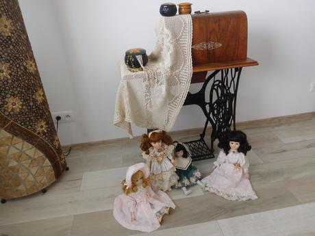 Starožitný šijací stroj značky royal-plne funkčný, 