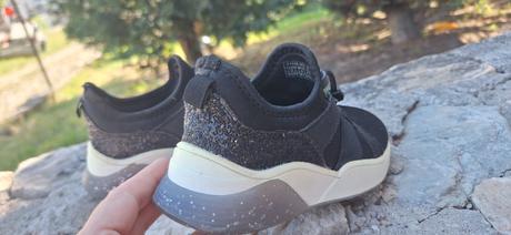 Tenisky, reserved,29