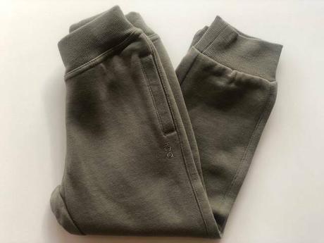 I do chlapčenské tepláky kaki, ido,98 / 122