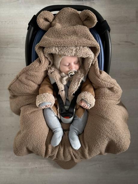 Oteplený fusák, deka s kapucňou do autosedačky bar,