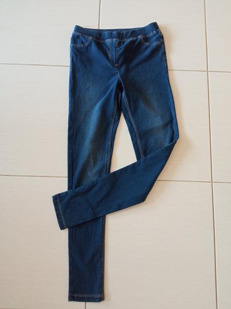 Dievčenské džegíny, yigga,158