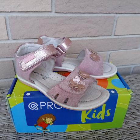 Sandálky, protetika,30