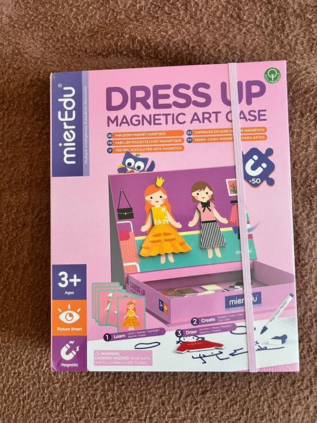 Dress up magnetická hra, 