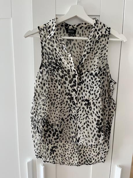 Vzorovana kosielka, bershka,s