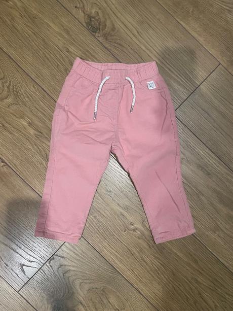 Vetrovka + k tomu menčestraky č.80, 80