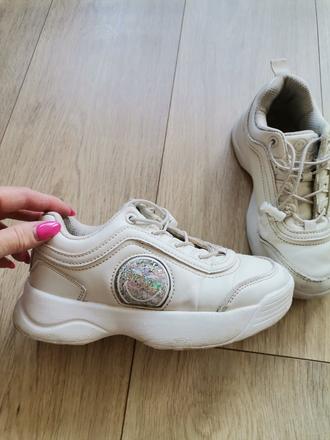 Tenisky, reserved,33