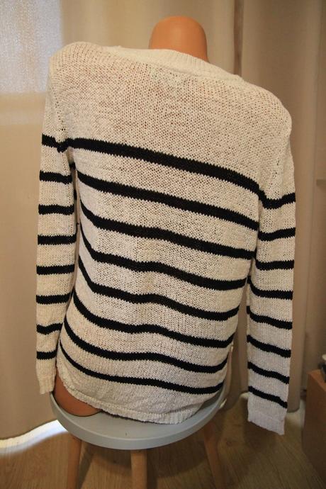 Bielo čierny pletený sveter, m/l, m