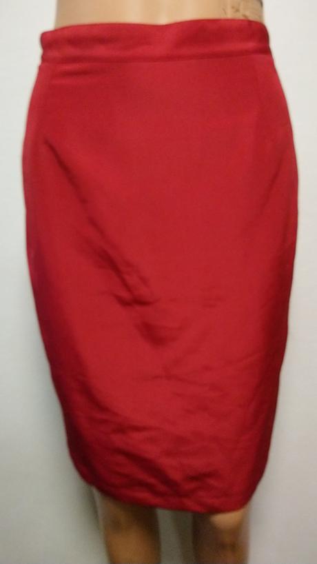 Dámska červená sukňa so spodničkou, xs