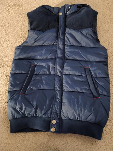 Chlapčenská vesta, h&m,164