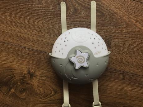 Nocna lampicka s projekciou infantino,