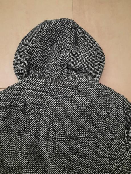 Dámsky kabát s kapucňou, 36