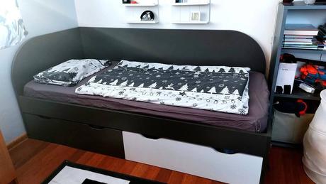 Posteľ s roštom a matracom 90x200, šírka (cm): 90,dĺžka (cm): 200