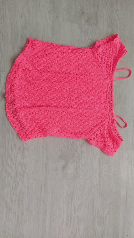 2x letný top.  veľ 146-152, cena spolu, bershka,146