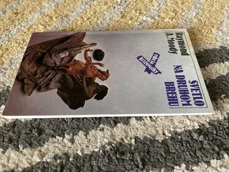 Svetlo na druhom brehu raymond a. moody (1991), 