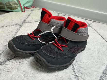 Turistické tenisky, decathlon,28