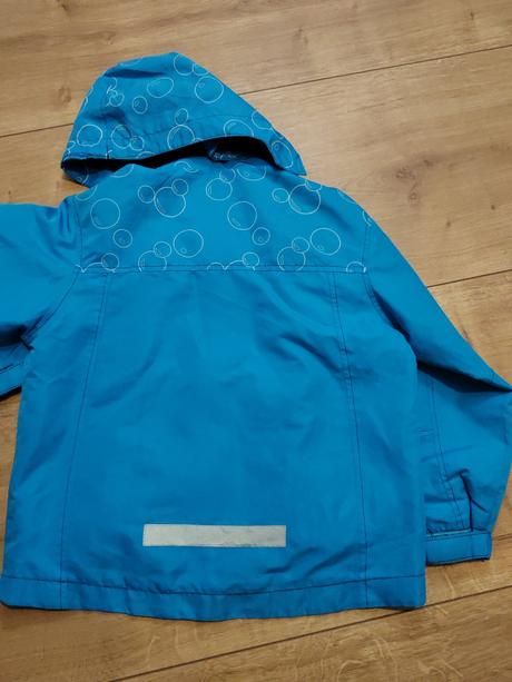 Prechodná bundička, 110