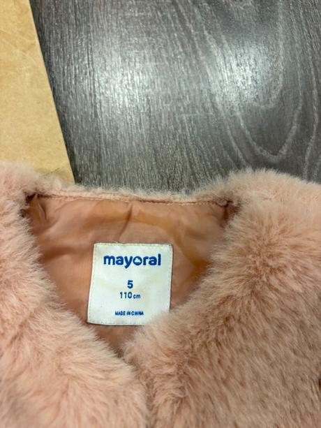 Mayoral dievčenska kozusinkova vestička č.110, mayoral,110
