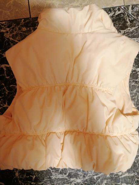 Vesta dievča s, 158