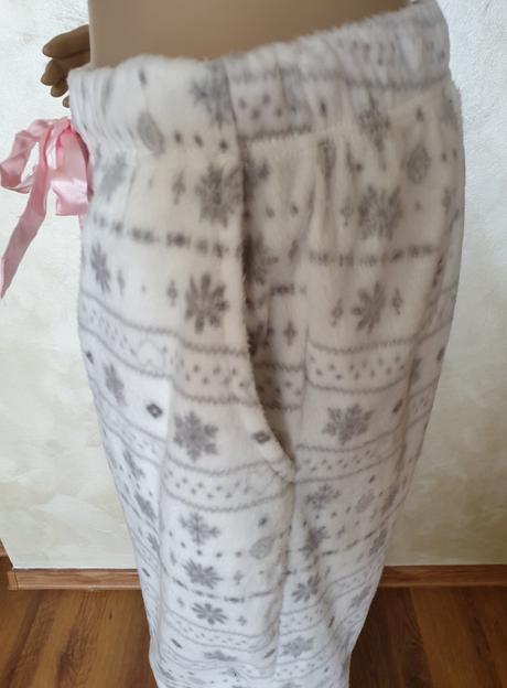 Teple domace nohavice a lambadka gratis, f&f,m