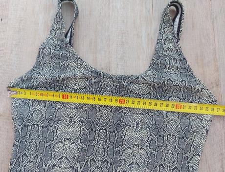 Plavky s hadím vzorom, 40