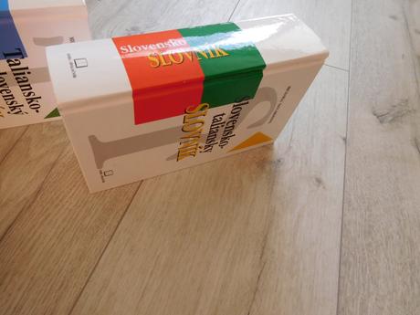 Taliansko-slovenský slovník 2 x,, 