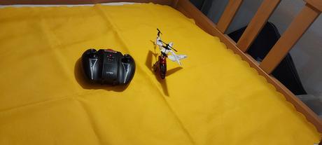 Vrtuľnik na ovládanie,