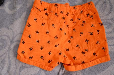 Oranžové kraťasky/92, 92