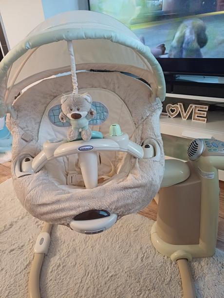 Hojdačka pre bábo, 