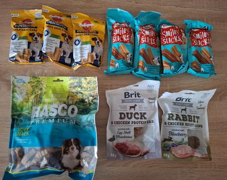 Maškrty,pamlsky,odmeny brit pre psov, 