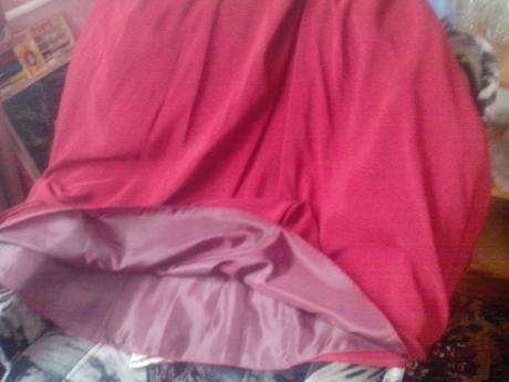 Elegantne spoločenske šaty, jane,40