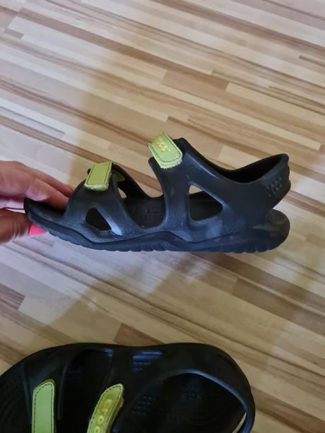 Sandále, crocs,32
