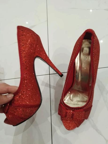 Lodičky ligotave na podpätku, 37