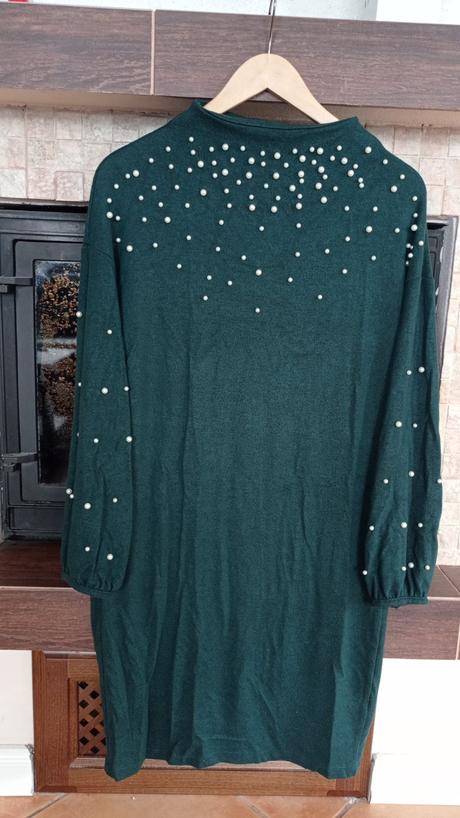 Zelene saty s perlickami, reserved,s