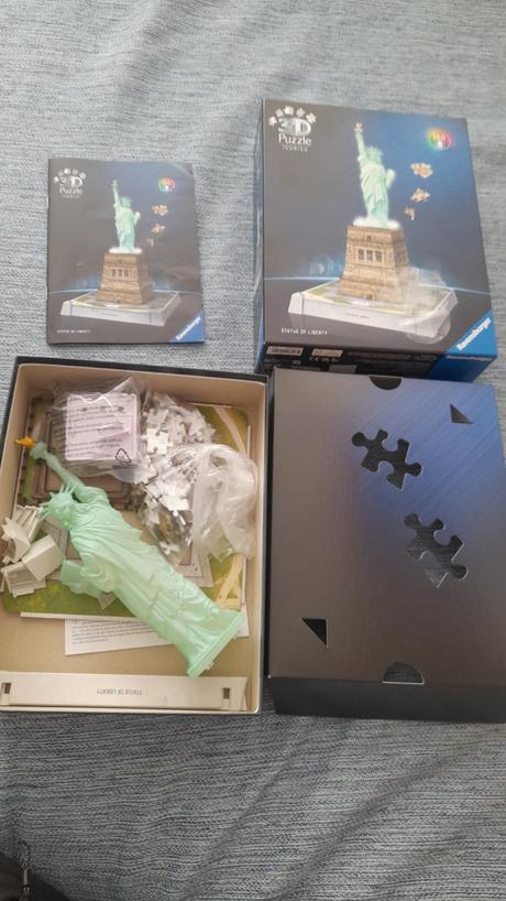 3d puzzle ravensburger socha slobody (nočná edícia, 