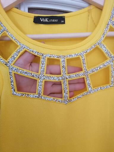 Krásne šaty so zdobením, 38 / m