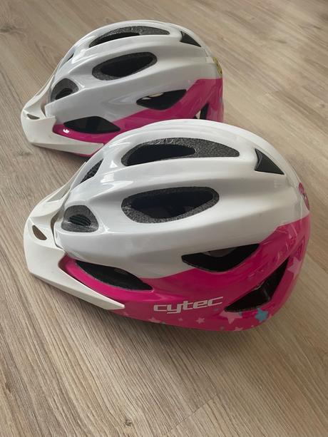 Detska prilba s/m bielo ruzova, m
