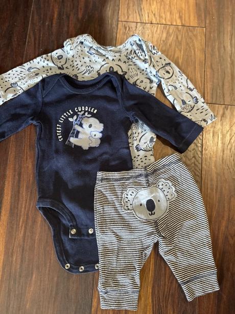 Carters set, carter's,62