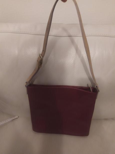 A 4 kozena kabelka kupovna italia,